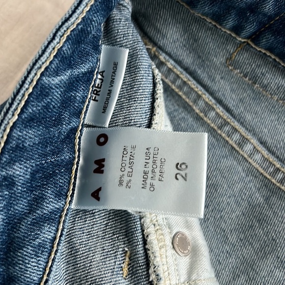 Amp crop high waisted jeans.  Size 26.  Worn only 4 times! - Picture 4 of 5